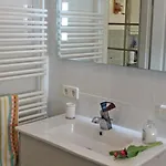 Haus Hahn شقة