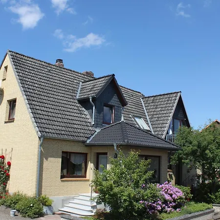 Апартаменты Haus Hahn *